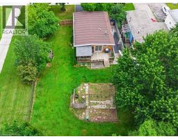 154 LUSCOMBE Street - 37