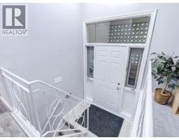 154 LUSCOMBE Street - 6