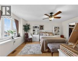 24 LAKESIDE Place E - 31