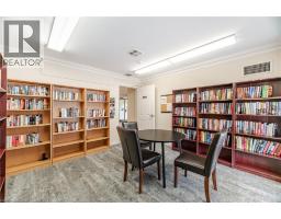 2000 CREEKSIDE Drive UnitNo. 707 - 34