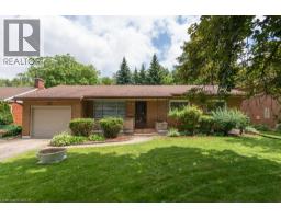 139 MACKAY Crescent - 2