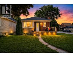47 BRUCEDALE Avenue E - 1