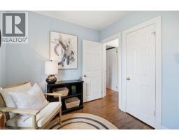 47 BRUCEDALE Avenue E - 28