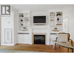 100 BURLOAK Drive UnitNo. 1207 - 17
