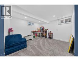 27 PARKER Place - 33