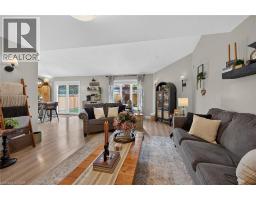 7 ETHERINGTON Crescent - 10