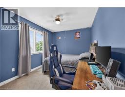 7 ETHERINGTON Crescent - 31