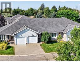 11 GARDEN Drive - 2