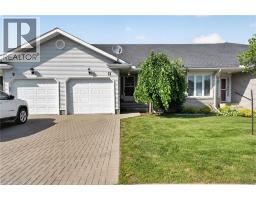 11 GARDEN Drive - 32
