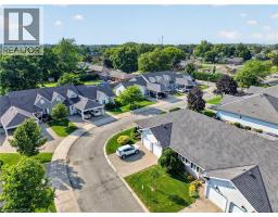 11 GARDEN Drive - 36