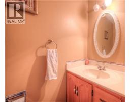 112 KINGSWOOD Drive UnitNo. 21 - 10