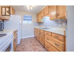 112 KINGSWOOD Drive UnitNo. 21 - 14