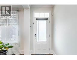 47 HAWKE Crescent - 5