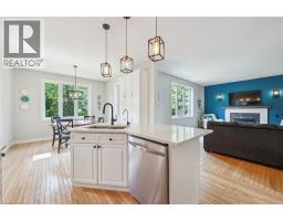 538 SANDBANKS Crescent - 10