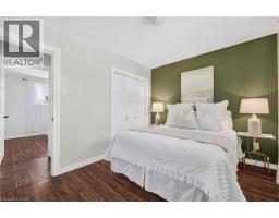 261 KING Street - 18