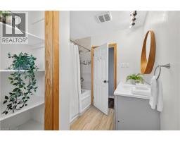 261 KING Street - 22