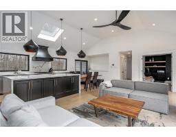 327 GOODRAM Drive - 10