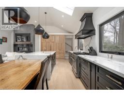327 GOODRAM Drive - 16