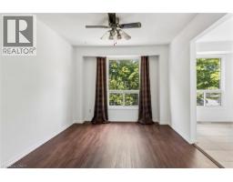 32 LANSING Square - 14