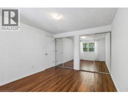 32 LANSING Square - 28