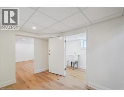 135 DEANE Avenue - 16