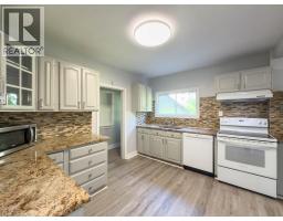 5576 DESSON Avenue - 17