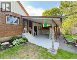 5576 DESSON Avenue - 32