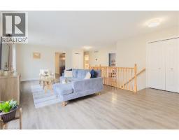 104 KENT Street - 7