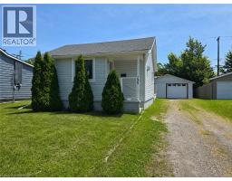135 MCARTHUR Avenue - 1
