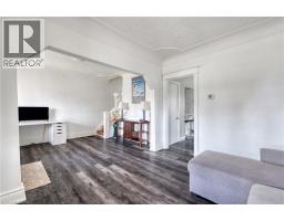 118 CAMERON Avenue N - 10