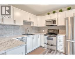 118 CAMERON Avenue N - 14
