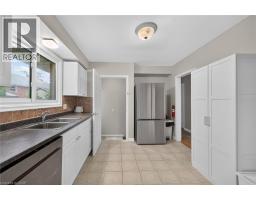 27 AINSLIE Avenue - 18