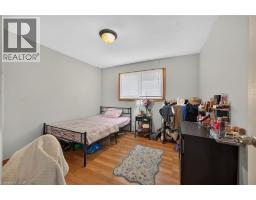 27 AINSLIE Avenue - 19
