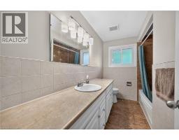 27 AINSLIE Avenue - 23