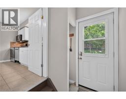 27 AINSLIE Avenue - 26