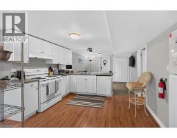27 AINSLIE Avenue - 27