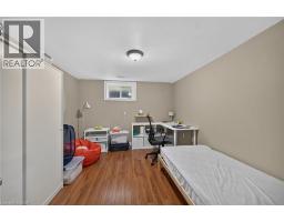 27 AINSLIE Avenue - 35