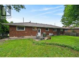 27 AINSLIE Avenue - 45