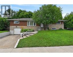 27 AINSLIE Avenue - 50