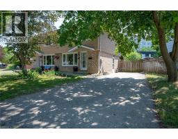 165 SELKIRK Drive - 3