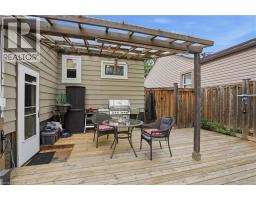 272 ADELINE Avenue - 36