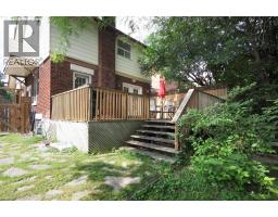 223 WELLINGTON Street N - 24