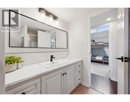 260 SHELDON Avenue N UnitNo. PH2 - 18