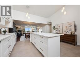 260 SHELDON Avenue N UnitNo. PH2 - 7