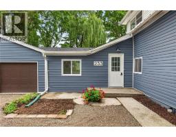 233 NORTH CAYUGA Street W - 3