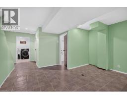 138 MEMORIAL Avenue - 34