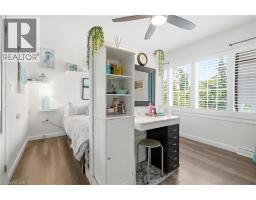 33 CENTENNIAL Parkway S - 24