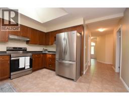 132 CLOUGH Crescent - 12