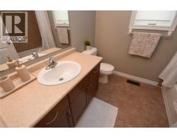 132 CLOUGH Crescent - 21