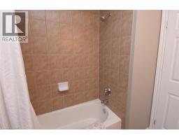 132 CLOUGH Crescent - 24